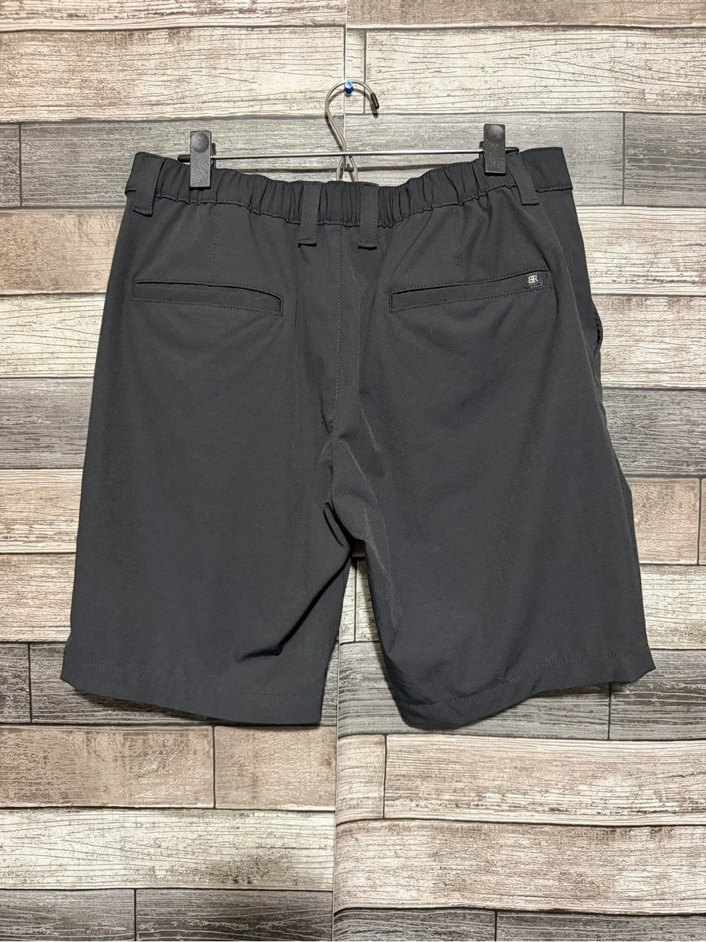 Banana Republic Comfort Flat Front Shorts Men’s 34 Black (Inseam 9) Tech Short